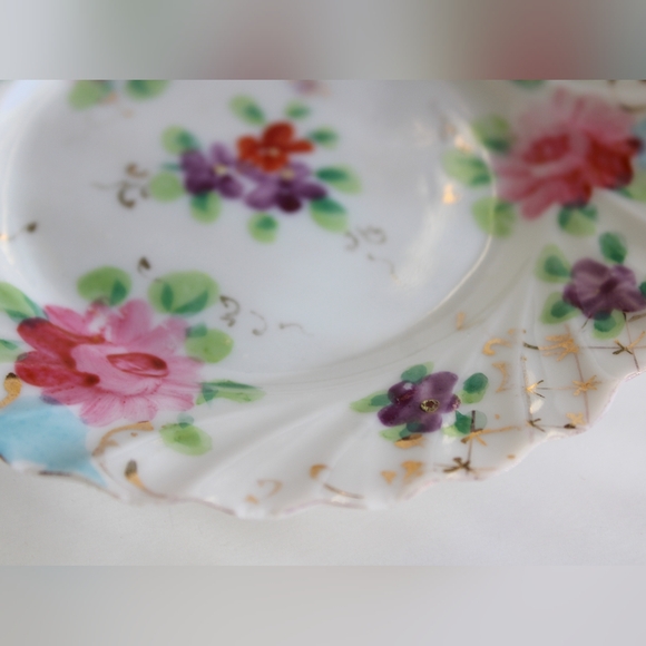 Floral Hand-Painted Decorative Plate with Gold Accents - Picture 5 of 9